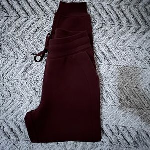 Lululemon Scuba Joggers, high rise full length